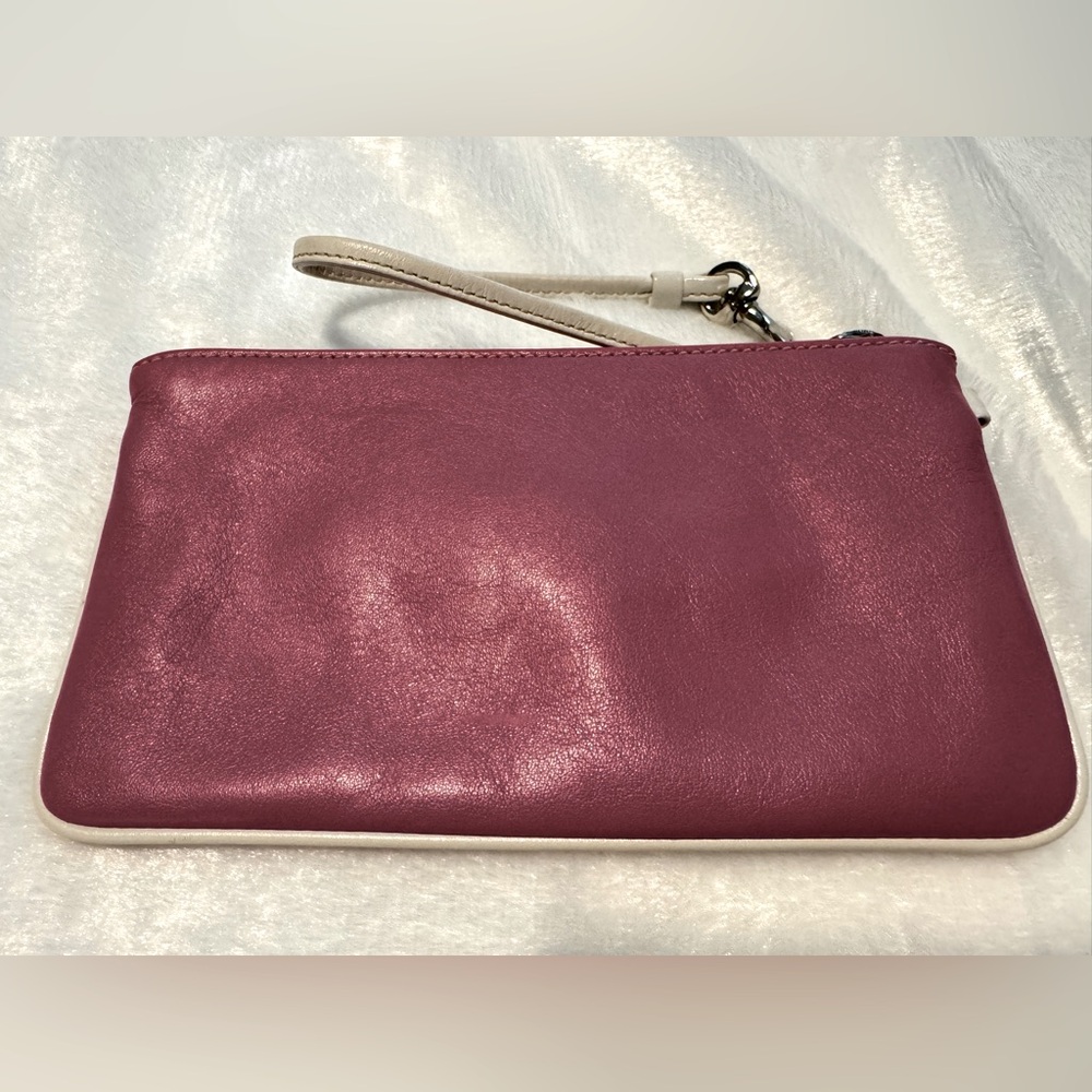Vintage Coach Pink Leather Wristlet Clutch - Picture 3 of 6